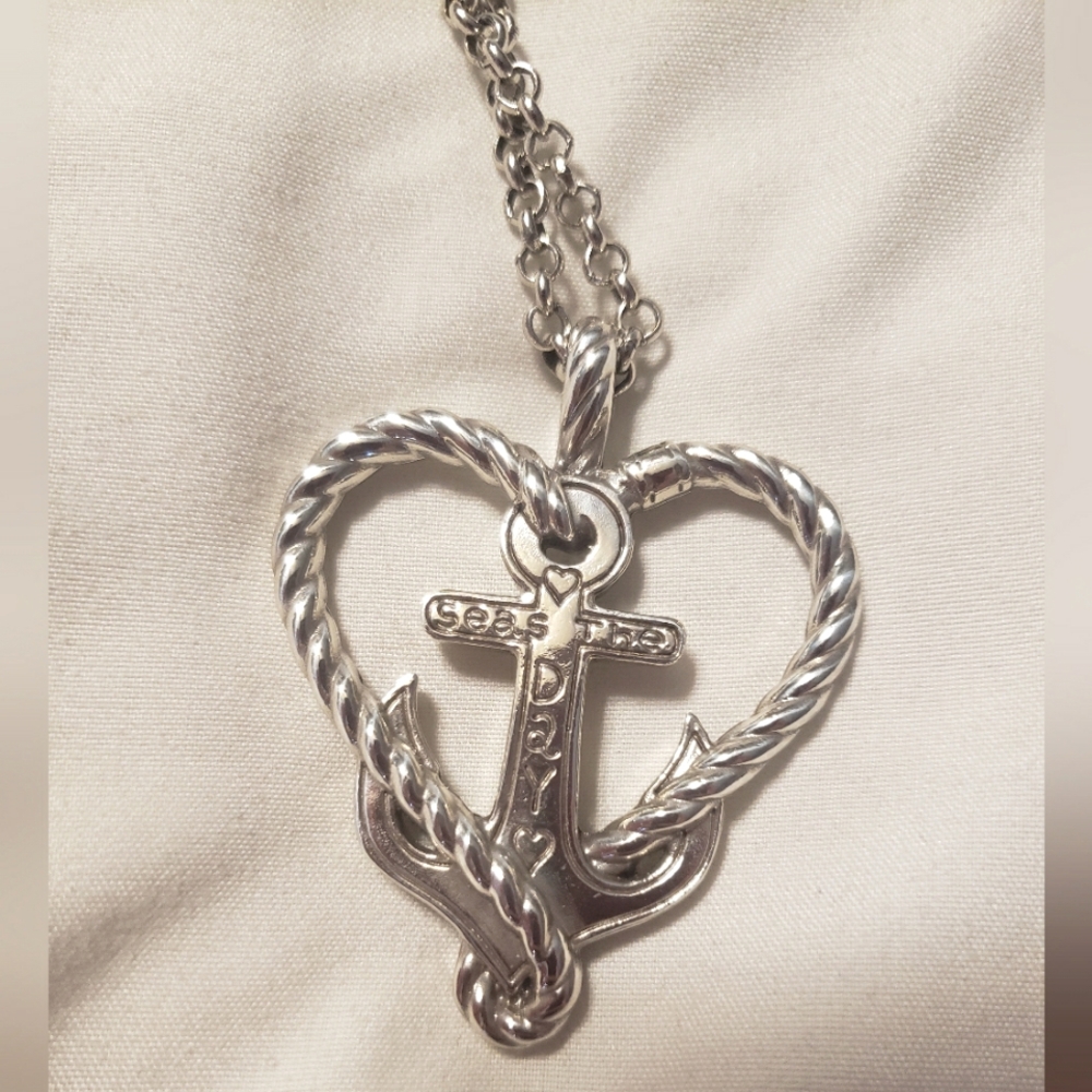 Gently USED Vintage Silvertone Brighton Seas the Day Heart Necklace - Picture 3 of 6